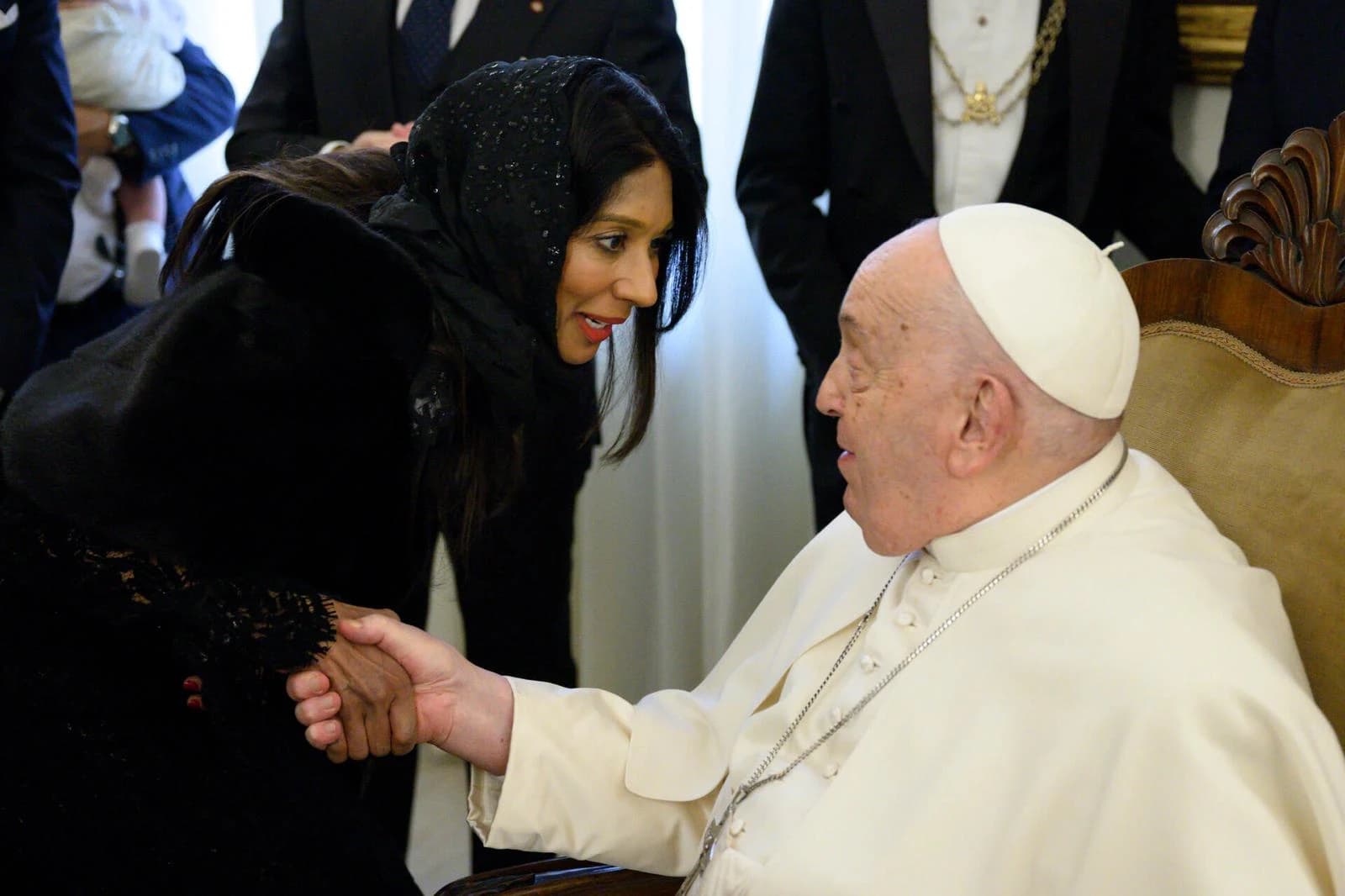 Dr. Sharda Harvey Meets His Holiness Pope Francis